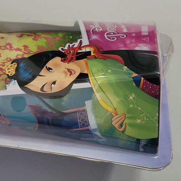 Disney Princess Mulan Royal shimmer new in box - Picture 5 of 13